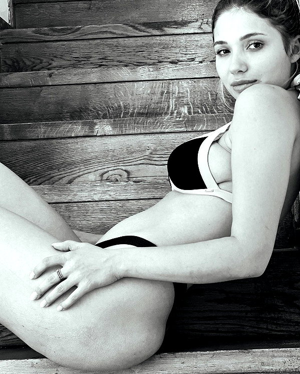 daniella_kristya daniella_kristya archive image