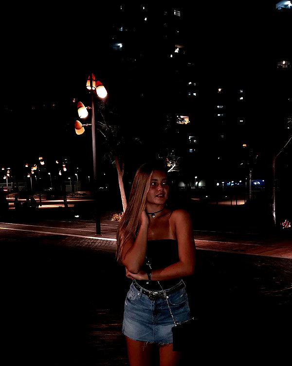 daniella_zeldis instagram image archive image
