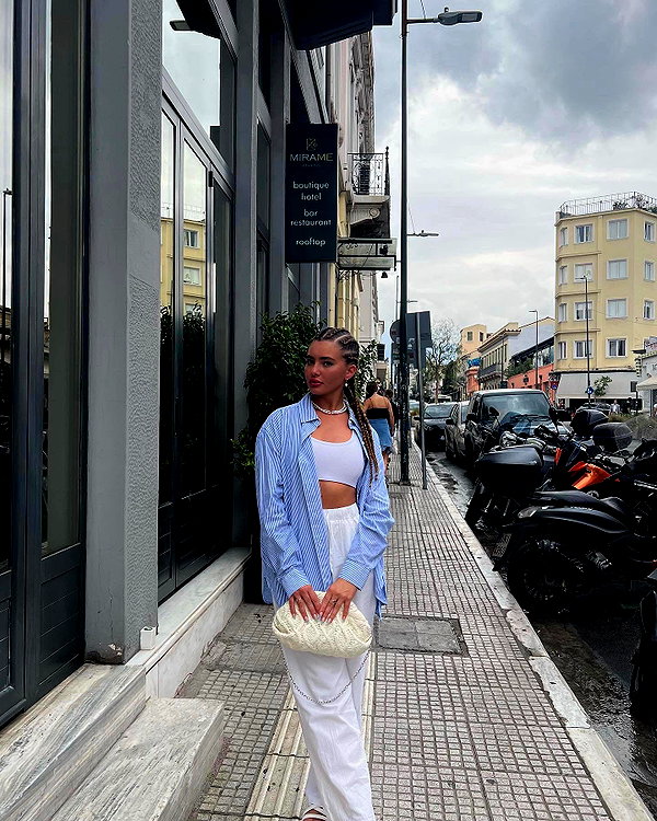 daniella_zeldis instagram image archive image