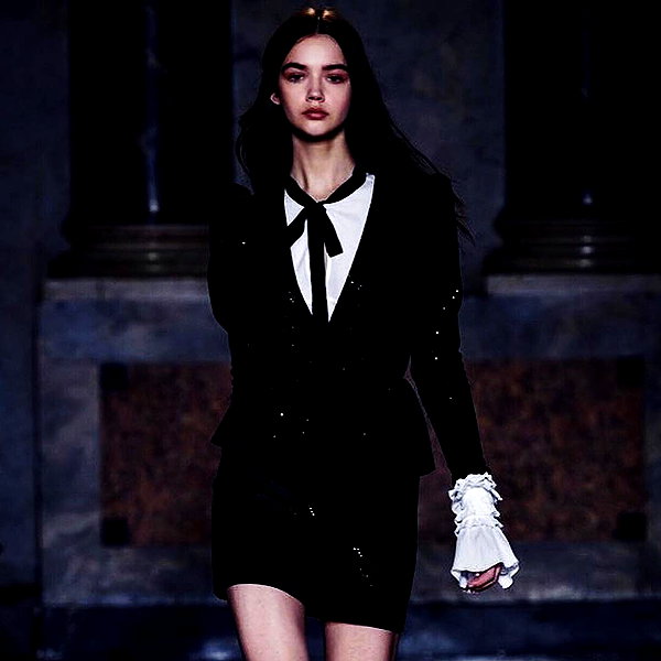 dasha.ilyushchyts instagram image archive image
