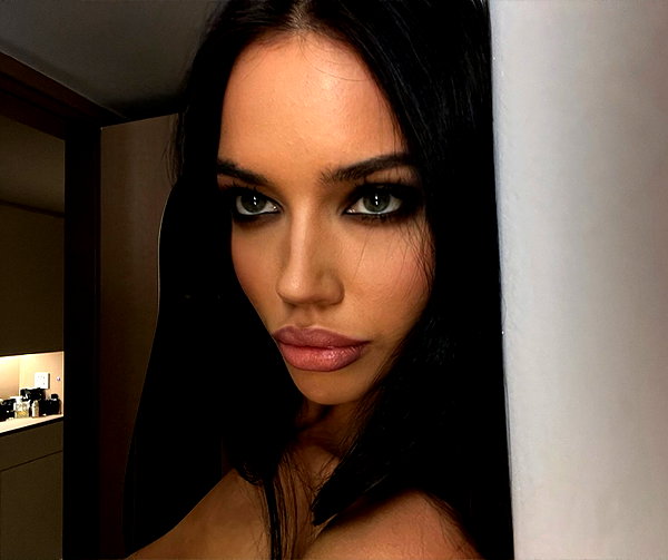 dasha.ilyushchyts instagram image archive image