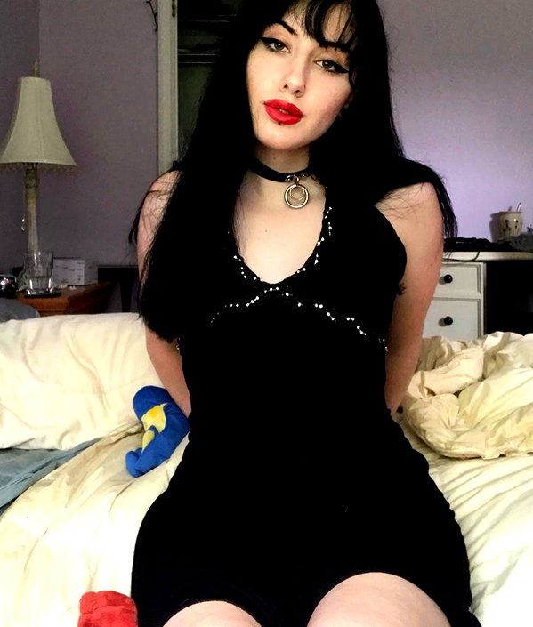 deadgjrl instagram image archive image