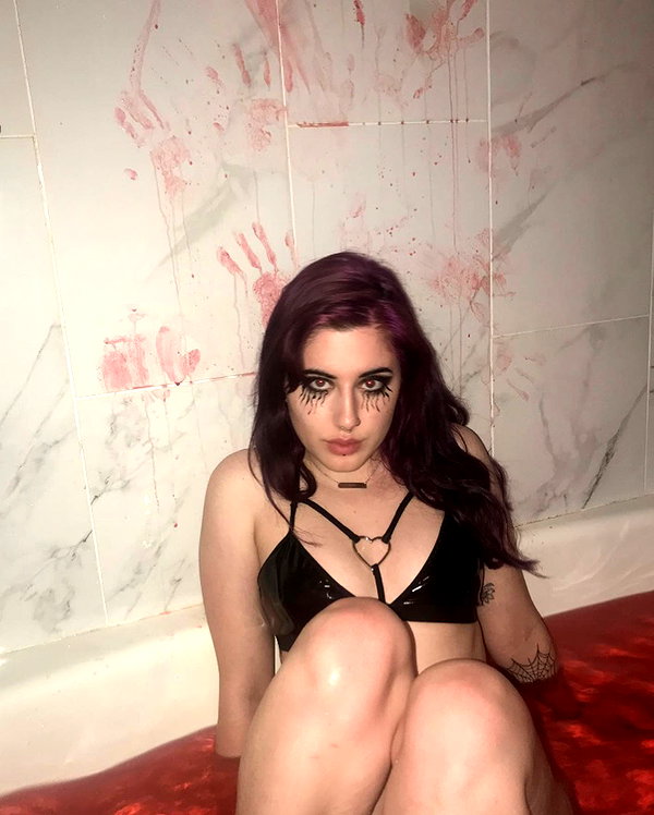 deadgjrl instagram image archive image