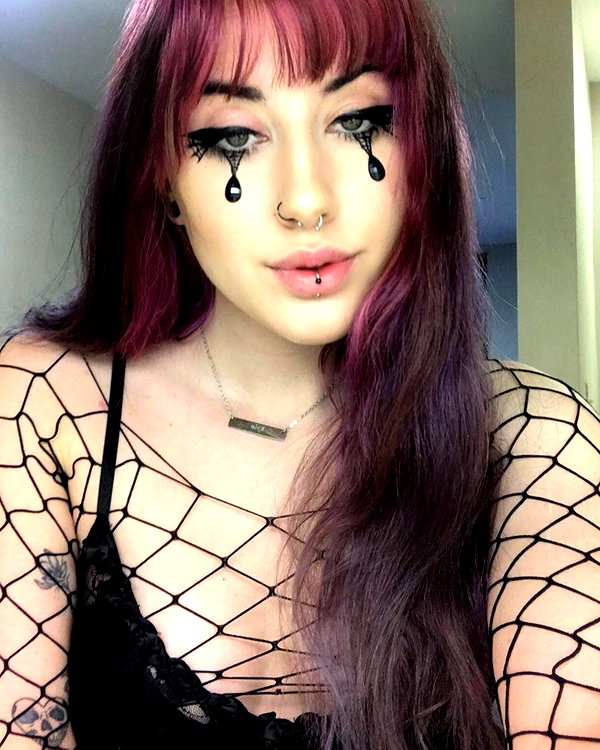 deadgjrl instagram image archive image