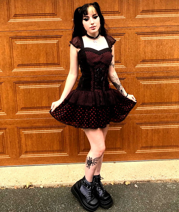 deadgjrl instagram image archive image