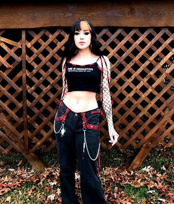 deadgjrl instagram image archive image