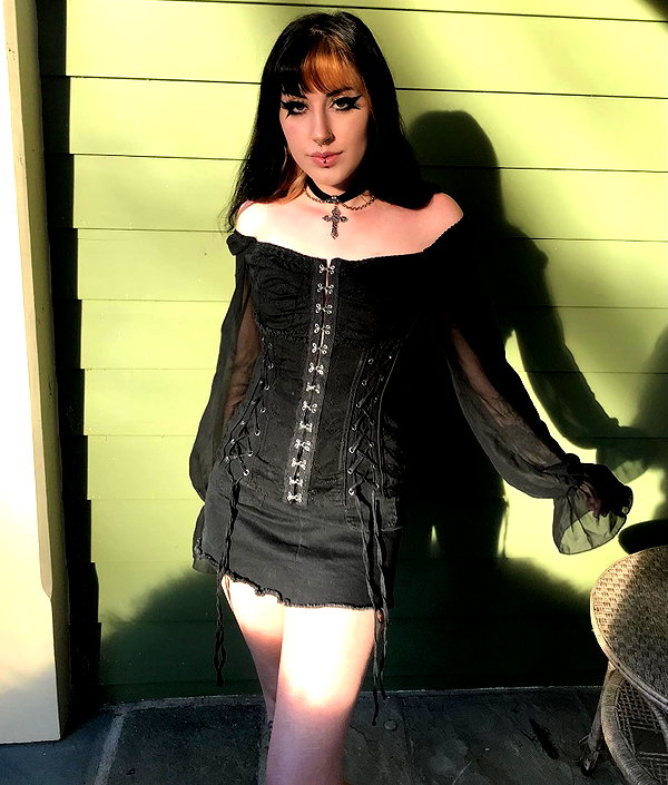 deadgjrl instagram image archive image