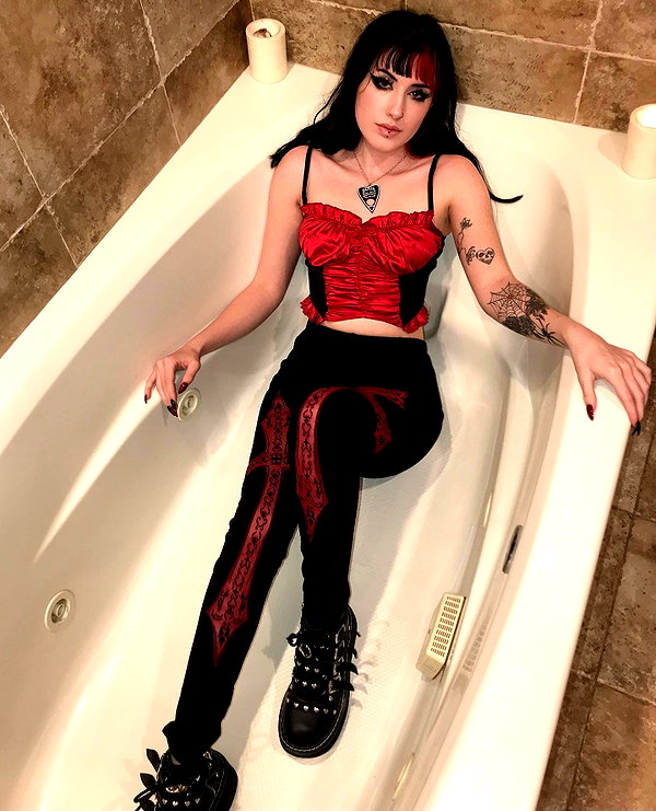 deadgjrl instagram image archive image