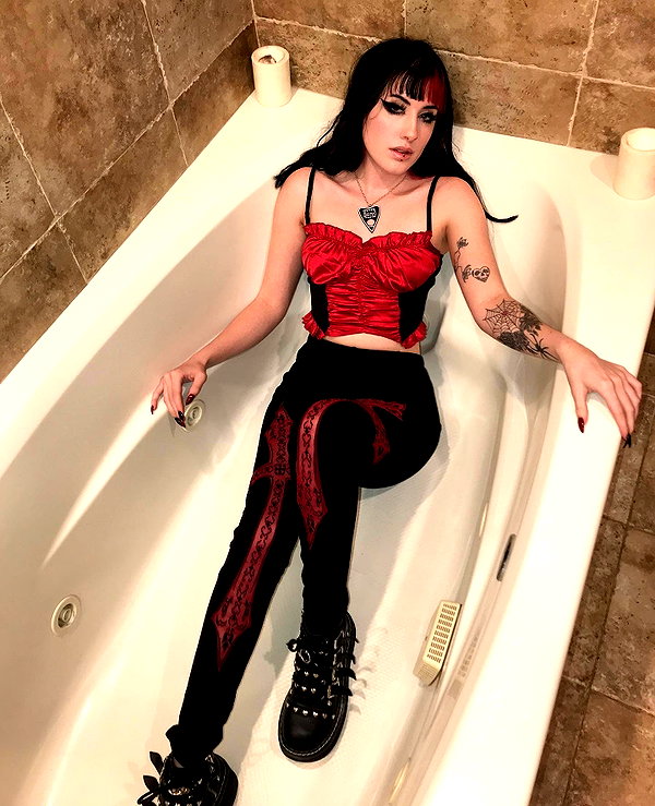 deadgjrl instagram image archive image