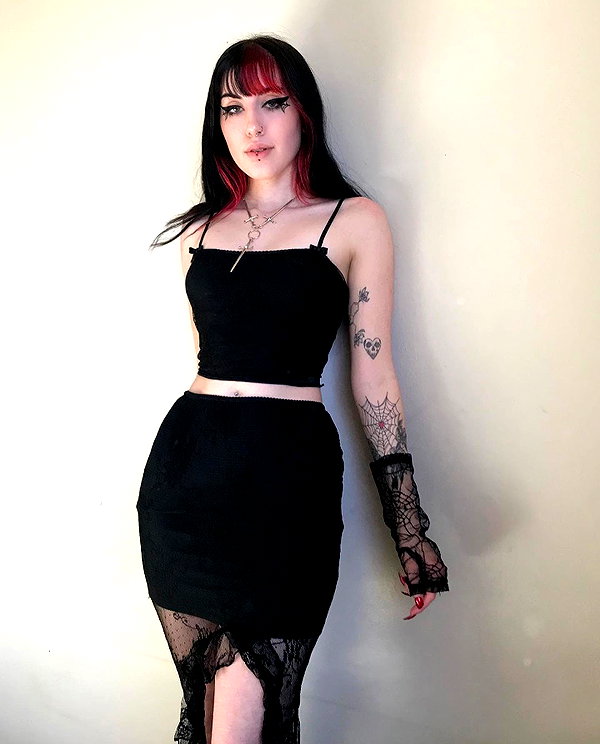 deadgjrl instagram image archive image