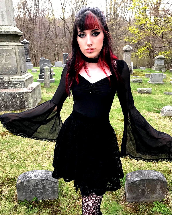 deadgjrl instagram image archive image
