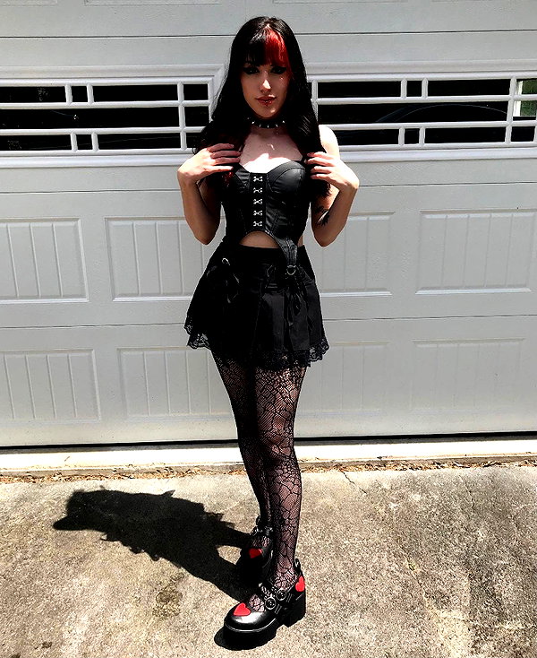 deadgjrl instagram image archive image