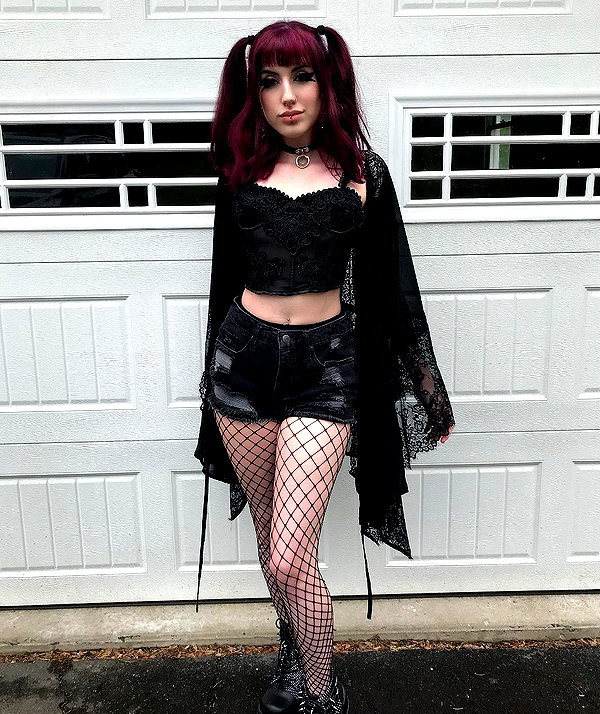 deadgjrl instagram image archive image