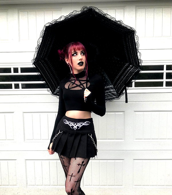 deadgjrl instagram image archive image