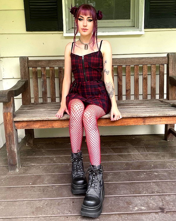 deadgjrl instagram image archive image