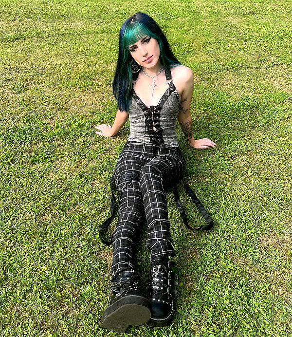 deadgjrl instagram image archive image