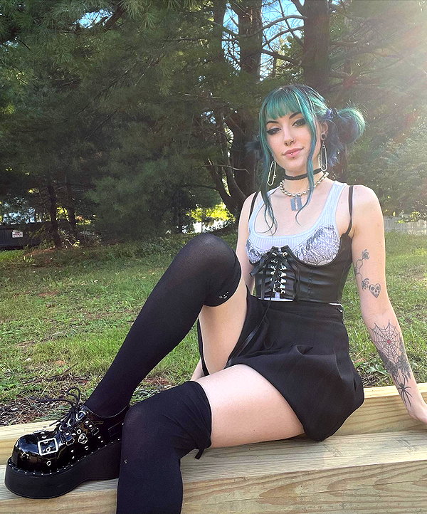 deadgjrl instagram image archive image