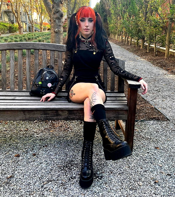 deadgjrl instagram image archive image
