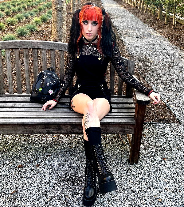 deadgjrl instagram image archive image