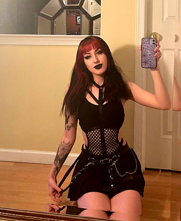 deadgjrl instagram image archive image