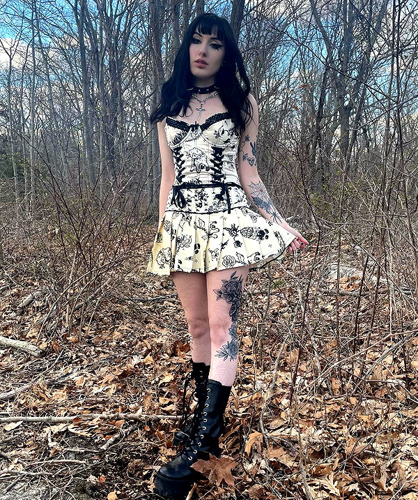 deadgjrl instagram image archive image