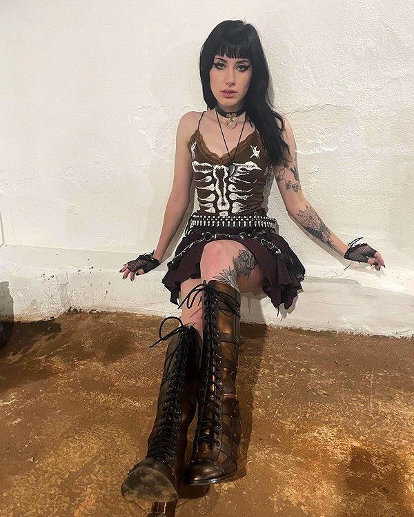 deadgjrl instagram image archive image