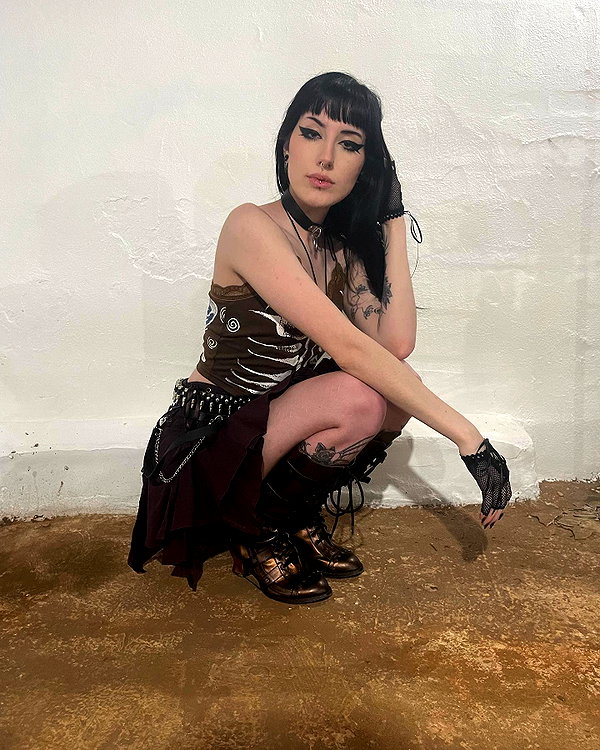 deadgjrl instagram image archive image