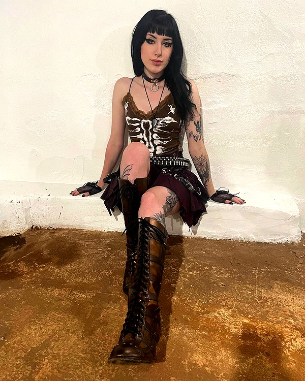 deadgjrl instagram image archive image