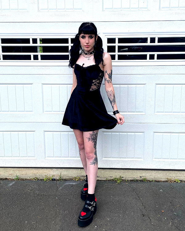 deadgjrl instagram image archive image
