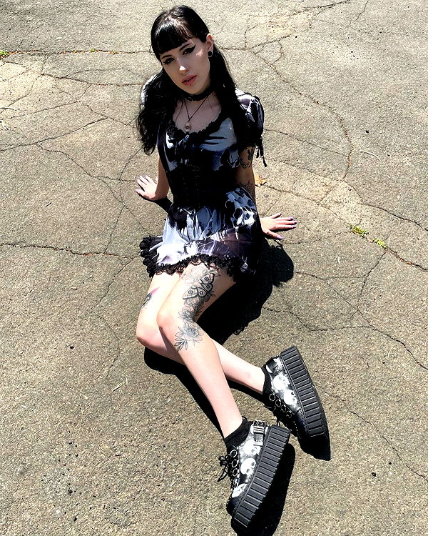 deadgjrl instagram image archive image