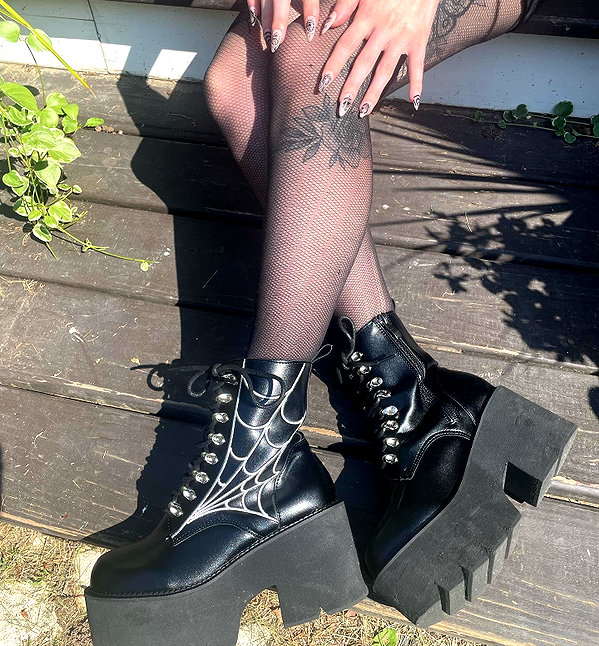 deadgjrl instagram image archive image