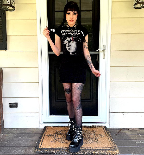 deadgjrl instagram image archive image