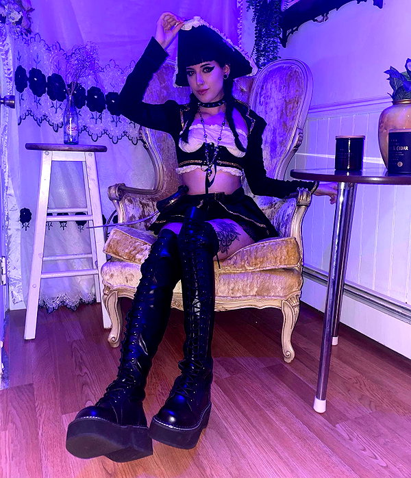 deadgjrl instagram image archive image