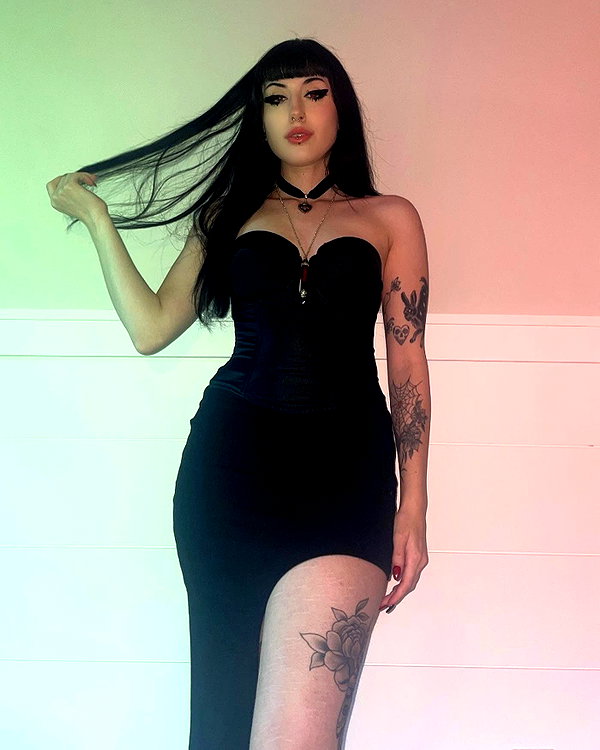 deadgjrl instagram image archive image