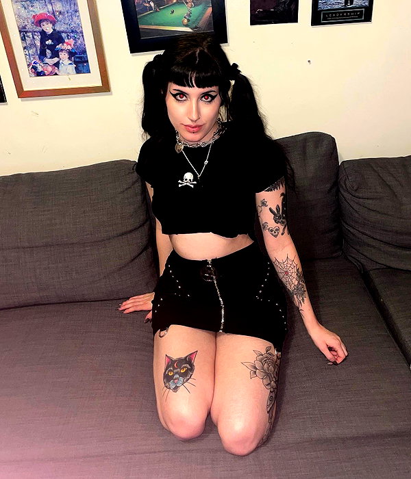 deadgjrl instagram image archive image