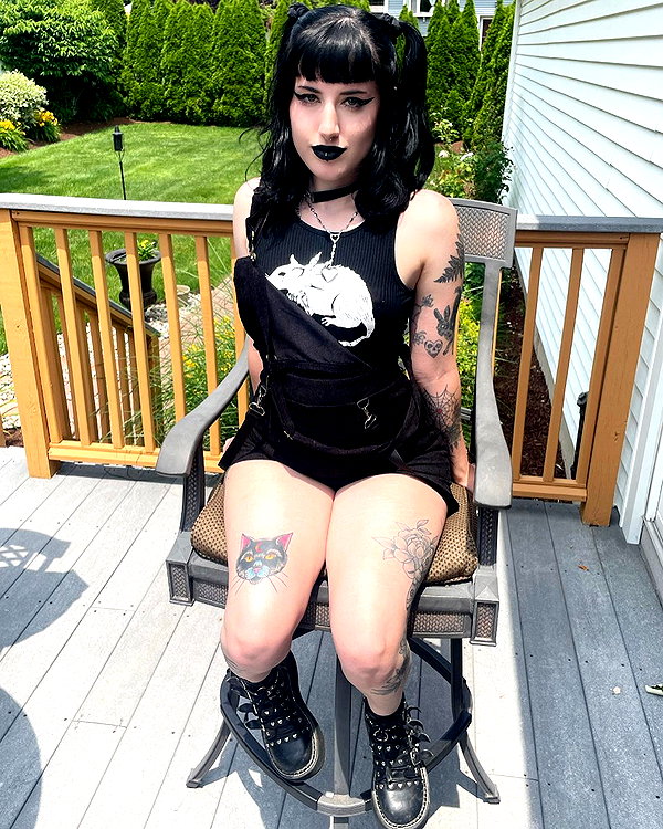 deadgjrl instagram image archive image