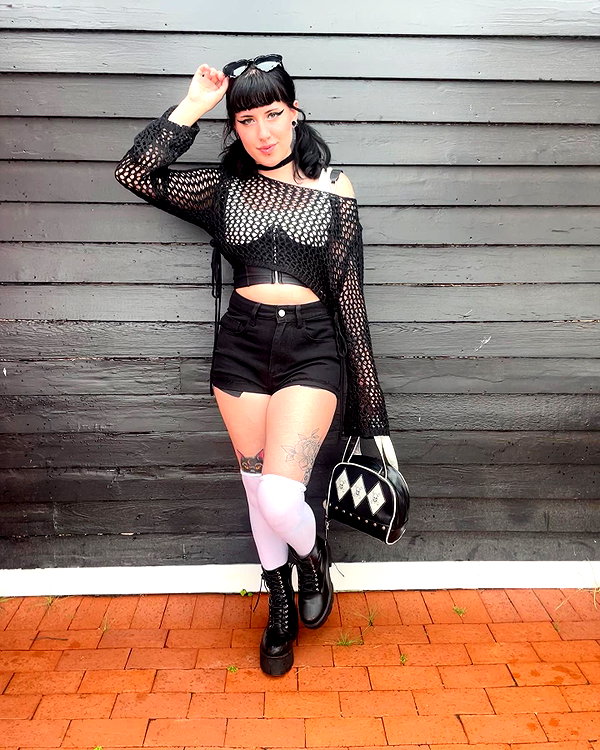 deadgjrl instagram image archive image