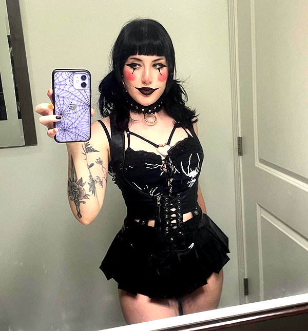 deadgjrl instagram image archive image