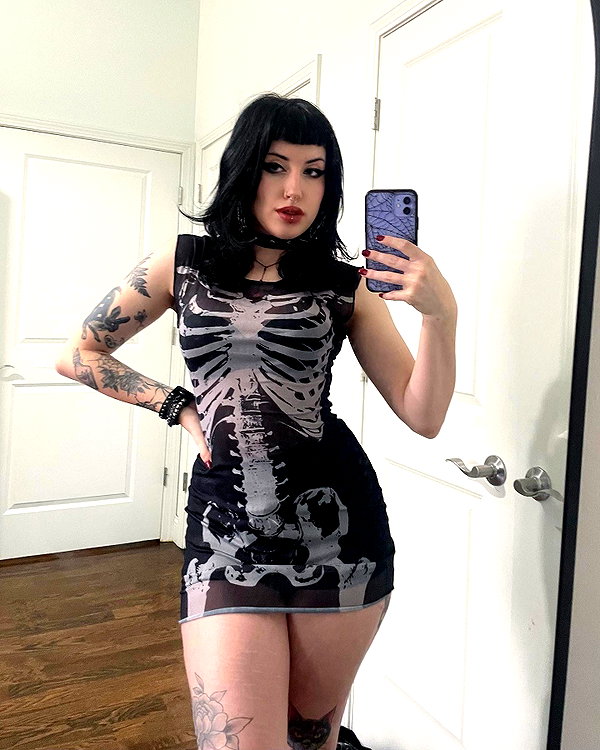 deadgjrl instagram image archive image