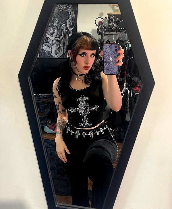 deadgjrl instagram image archive image