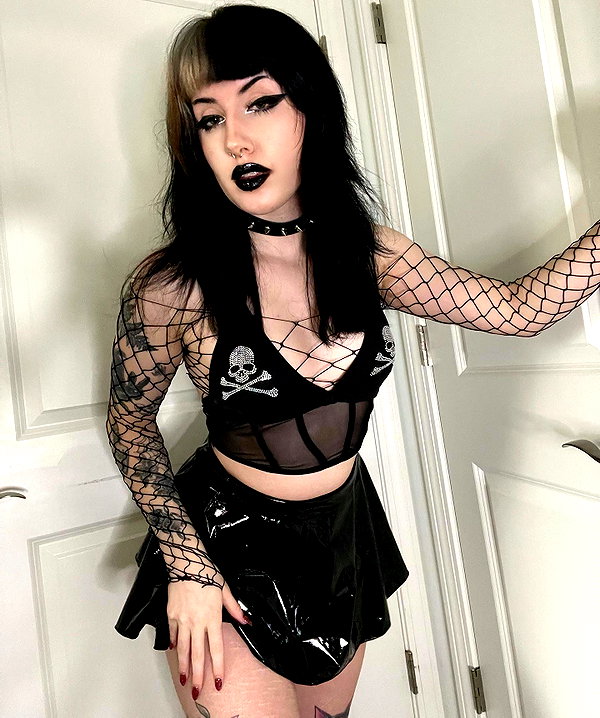 deadgjrl instagram image archive image