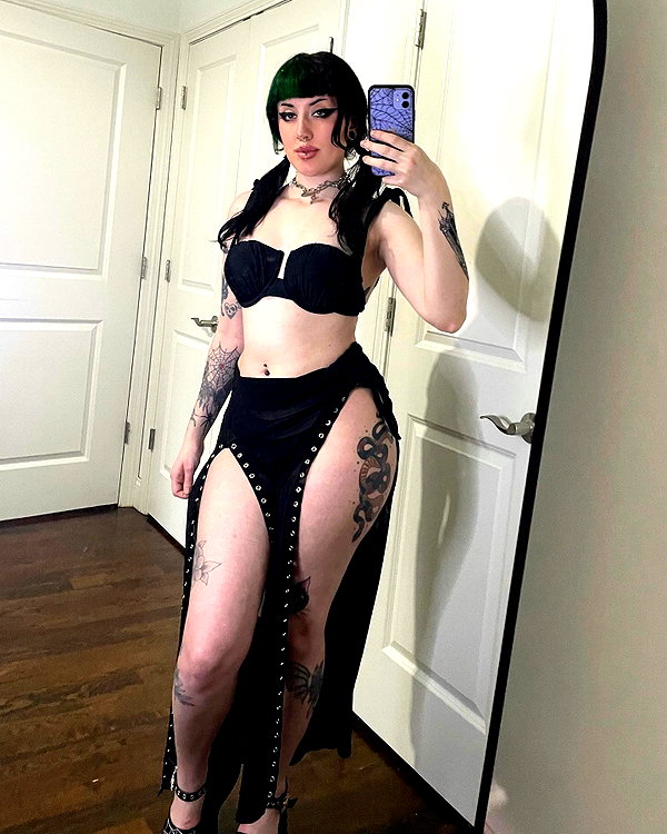 deadgjrl instagram image archive image
