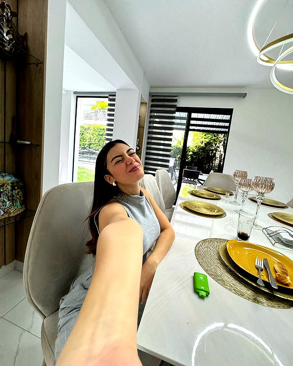 dianavgalvis instagram image archive image
