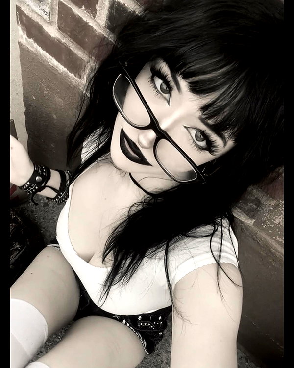 dollparts444 instagram image archive image