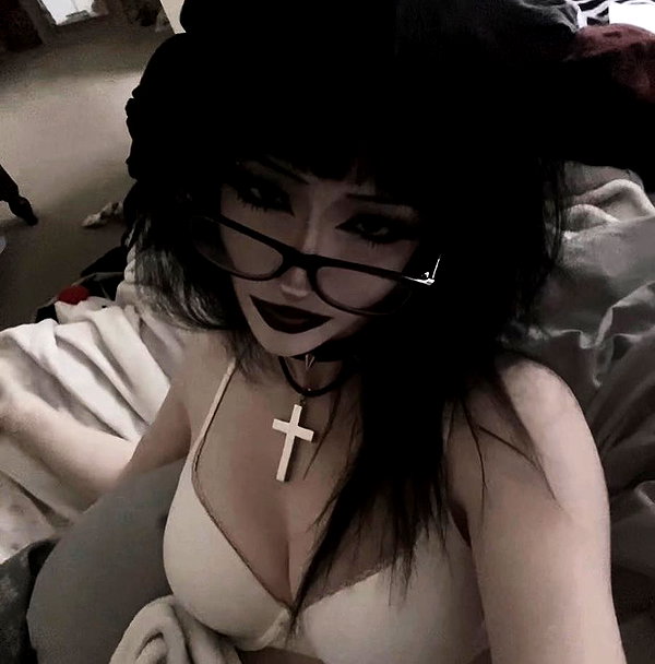 dollparts444 instagram image archive image