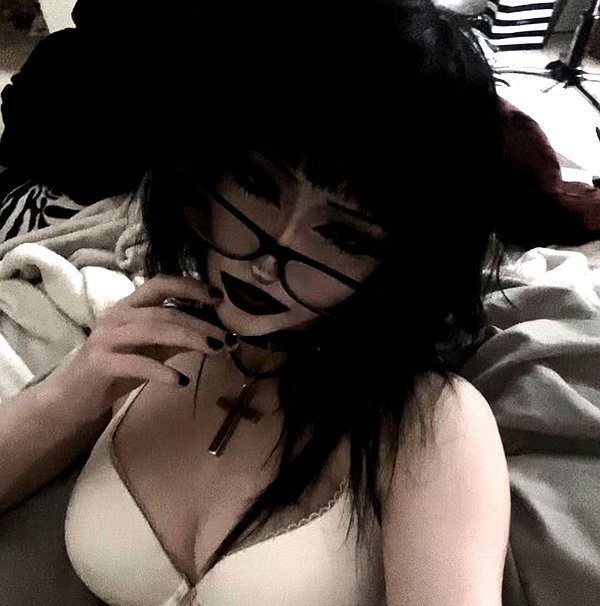 dollparts444 instagram image archive image