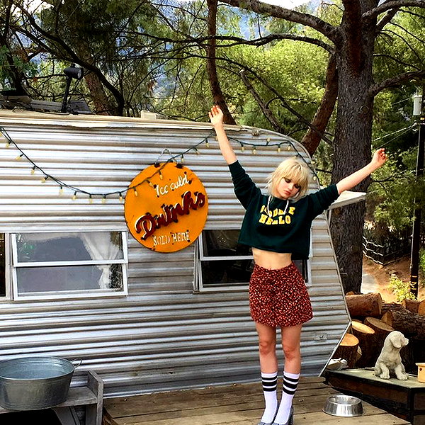 dovecameron instagram image archive image