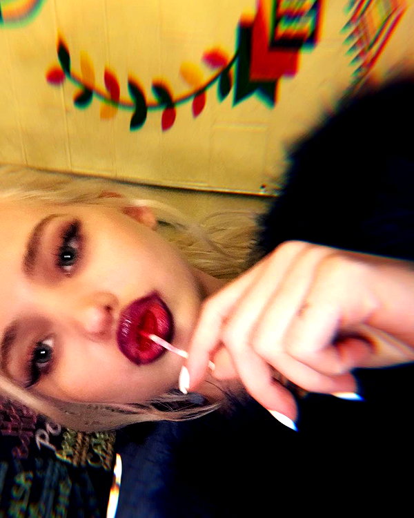 dovecameron instagram image archive image