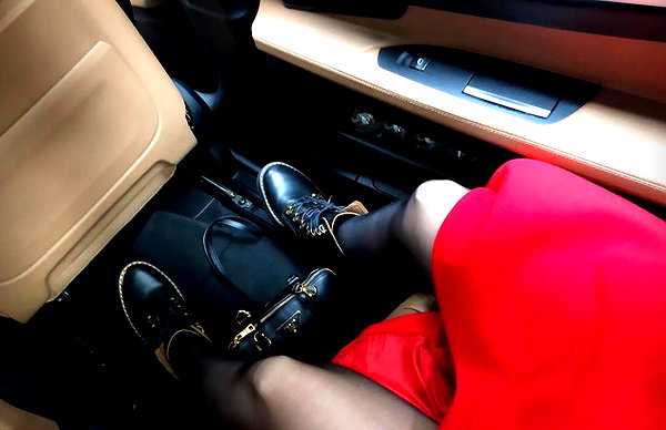 dovecameron instagram image archive image