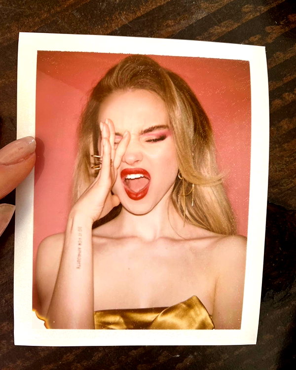 dovecameron instagram image archive image